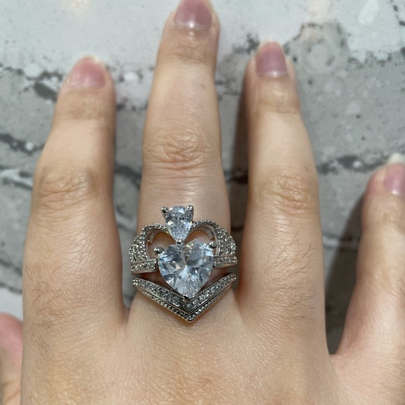 Crown Heart Silver Statement Ring set - Picture 8 of 17